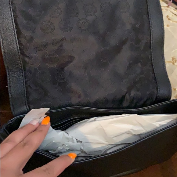 Michael Kors crossbody handbag - Picture 7 of 8